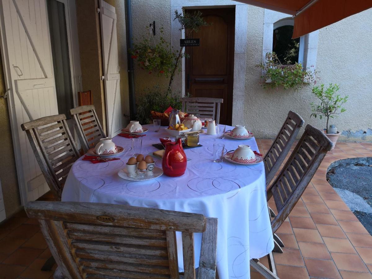Margautine Bed & Breakfast Ricourt ภายนอก รูปภาพ